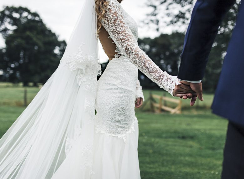 結婚式 費用 自己負担